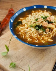 아시아 음식 라면, 즉석 국수