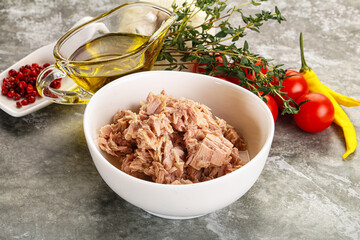 Canned tuna fillet for salad
