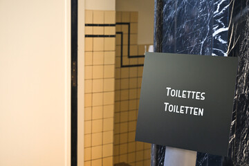 Toilettes WC sanitaires