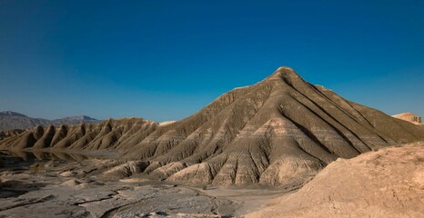 Mountain Range: A Stunning Natural Artwork