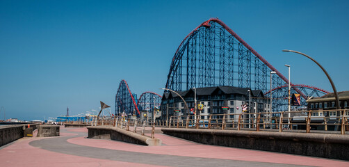 Sunny Day at Blackpool South Promenade
