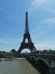 eiffel tower