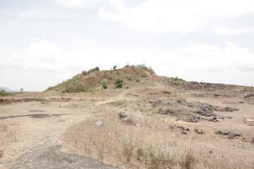 Long Tan and Nui Dat are places of significance for Australians as they served as the icon of the Vietnam war. 