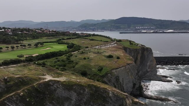 Faro de Punta Galea de Getxo en Bizkaia Pais Vasco