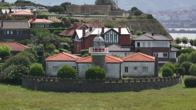 Faro de Punta Galea de Getxo en Bizkaia Pais Vasco