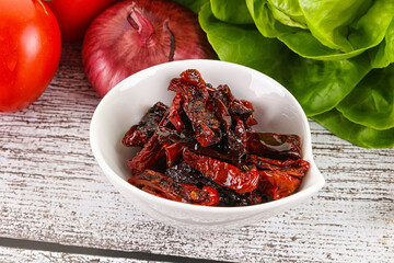 Dry tomato in olive oil