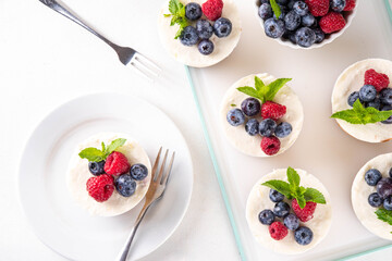 Mini vanilla New York cheesecakes