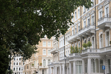 Viktorianische Altbaufassaden in Kensington, London