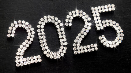 new year 2025´text made in round diamonds