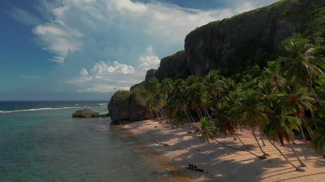 Playa fronton samana republica dominicana