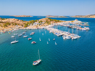 Obraz premium old foça village and marina