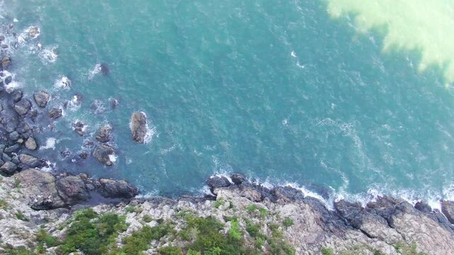 trip to Korea, beautiful Yeosu, the sea scenery of "Gye-dong" village in Dolsan Mountain and the healing friendly view of the fishing village_17