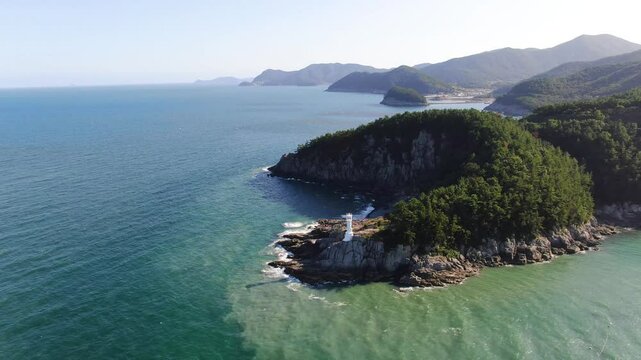 trip to Korea, beautiful Yeosu, the sea scenery of "Gye-dong" village in Dolsan Mountain and the healing friendly view of the fishing village_5