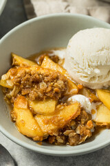 Homemade Autumn Apple Crisp Cobbler