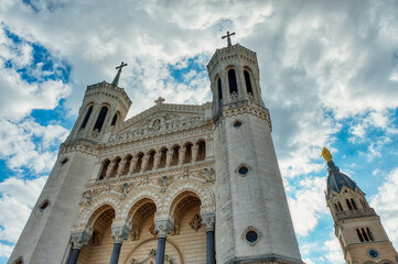 Fototapeta premium Basilica of Our Lady of Fourviere in Lyon, France