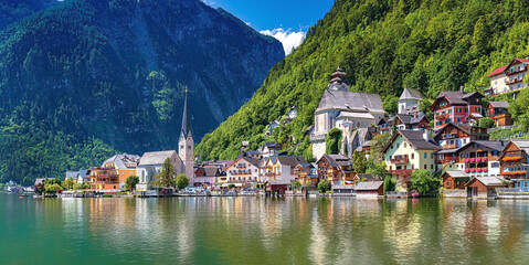 Hallstatt am Hallstätter See im Salzkammergut, Österreich