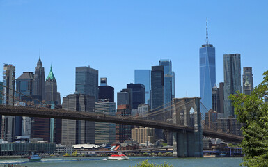 Obraz premium Brooklyn Bridge and lower Manhattan - New York City