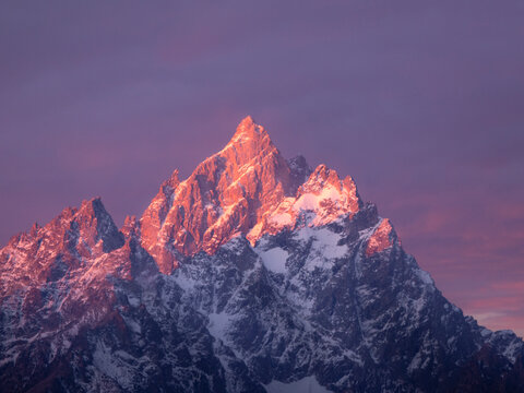 grand teton peak sunset 