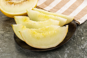 Sweet juicy ripe melon slices