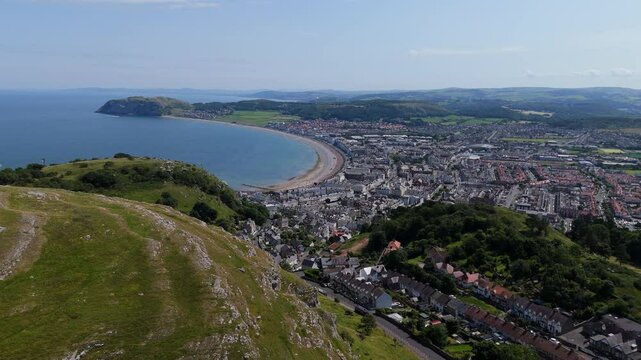 Llandudno, North Wales: seaside town, Victorian pier, promenade, Great and Little Orme views in 4K