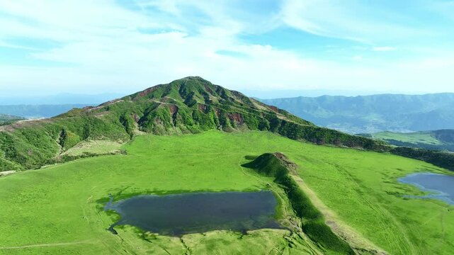 広大な草原の風景　空撮