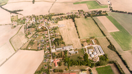 Fototapeta premium Luftbild - Ortschaft im Landkreis Märkisch Oderland