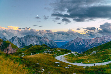  The Julian Alps, a mountain range of the Southern Limestone Alps that stretch from northeastern Italy to Slovenia