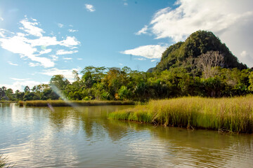 Obraz premium LAGUNA DE LOS MILAGROS TINGO MARIA CIUDAD TURISTICA, PERU 2024