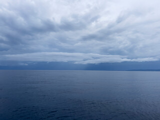 Obraz premium clouds over the sea