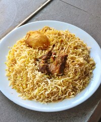 Famous Kolkata Mutton Biryani Rice & Meat	