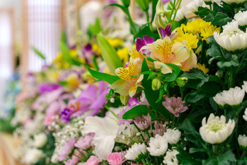 日本の葬式の供花