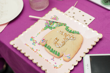 Ugly sweater sugar cookie decorating