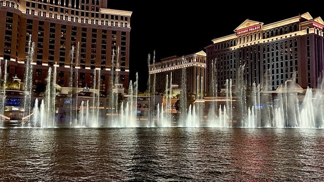 Water fountain lights