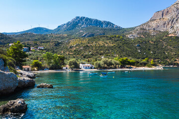 Fototapeta premium view of the sea and mountains