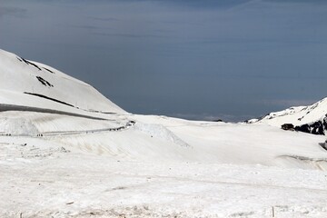 Tateyama snow wall walking path
