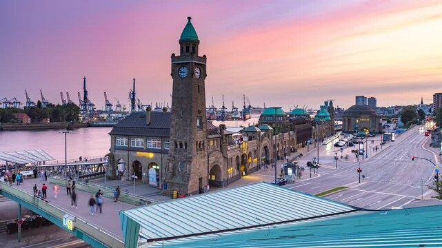 Hamburg City Deutschland Zeitraffer auf dem Fischmarkt in Hamburg, Deutschland. Der Sonnenuntergang von Piers Hamburg. Der Hamburger Hafen