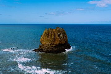 Fototapeta premium rocks and sea