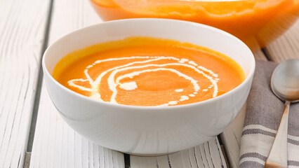 Roasted butternut squash soup recipe. To serve soup in bowls add bacon and heavy cream to garnish the meal for a better taste