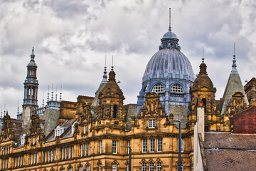 Obraz premium Historic Architecture with Domes and Spires in Leeds, UK