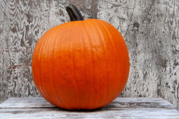 A round orange pumpkin