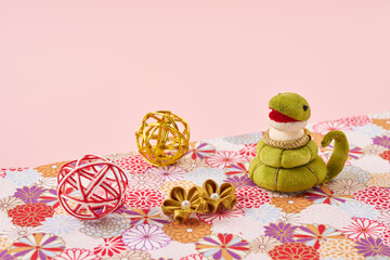 お正月　巳年イメージ