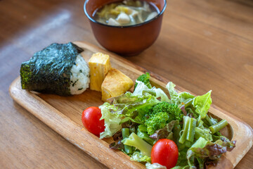 洋風おにぎり定食