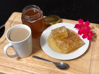 Coffee with honeycomb 