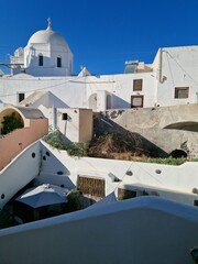 Cyclades : Folegandros, Santorin, Milos