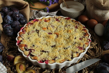Pflaumenkuchen mit Streuseln