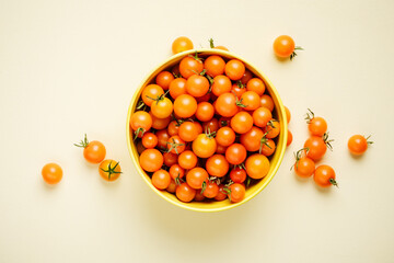 Cherry tomatoes in a bowl.