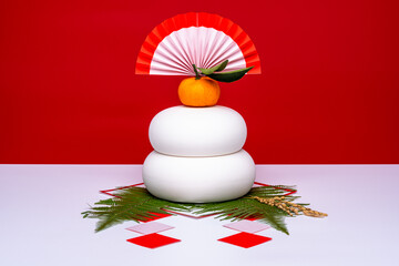 本物のお餅“鏡餅“を中央に配置した写真　紅白背景　三宝(台座)無し