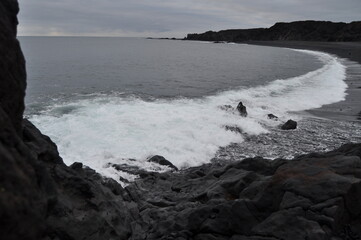 Schwarzer Strand in Island