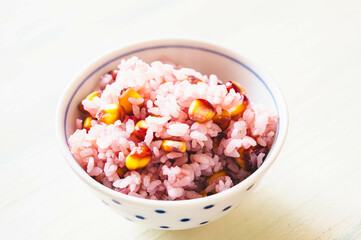 赤いトウモロコシご飯