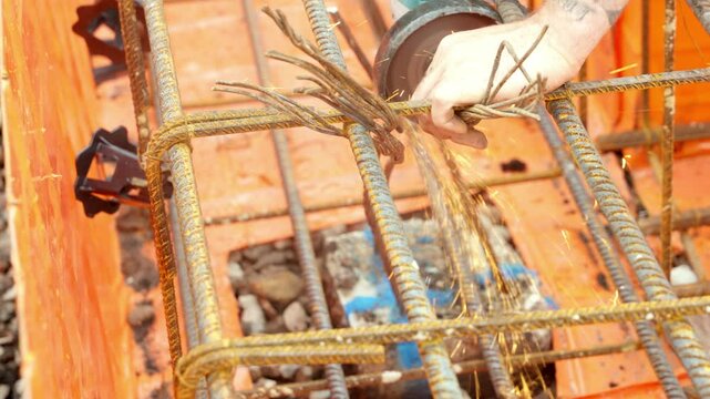 Transforming Steel With Sparks: Crafting Rebar Structures in the Construction Site